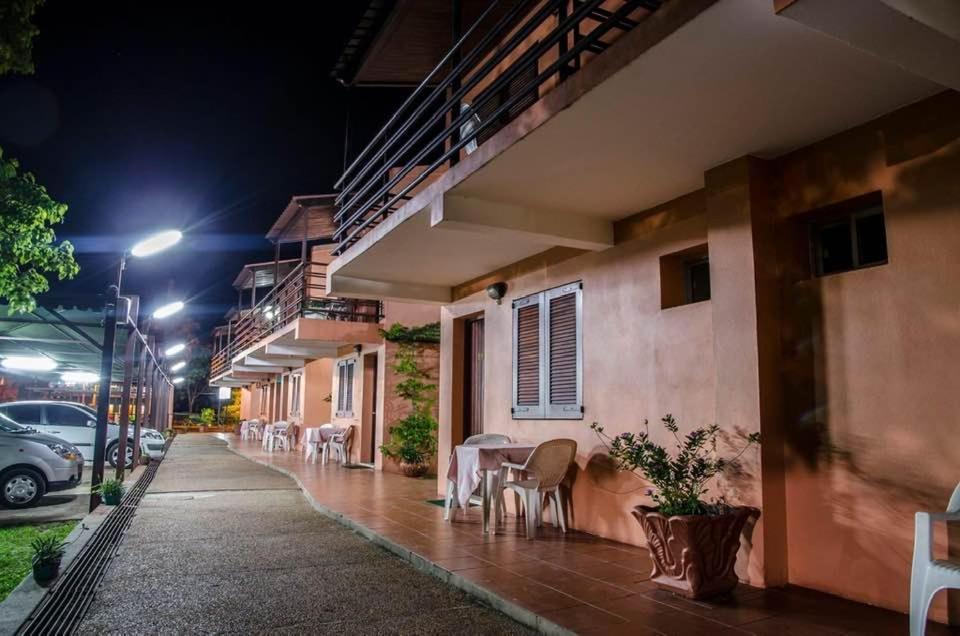Apart Hotel Natural Del Dayman Salto Exterior foto